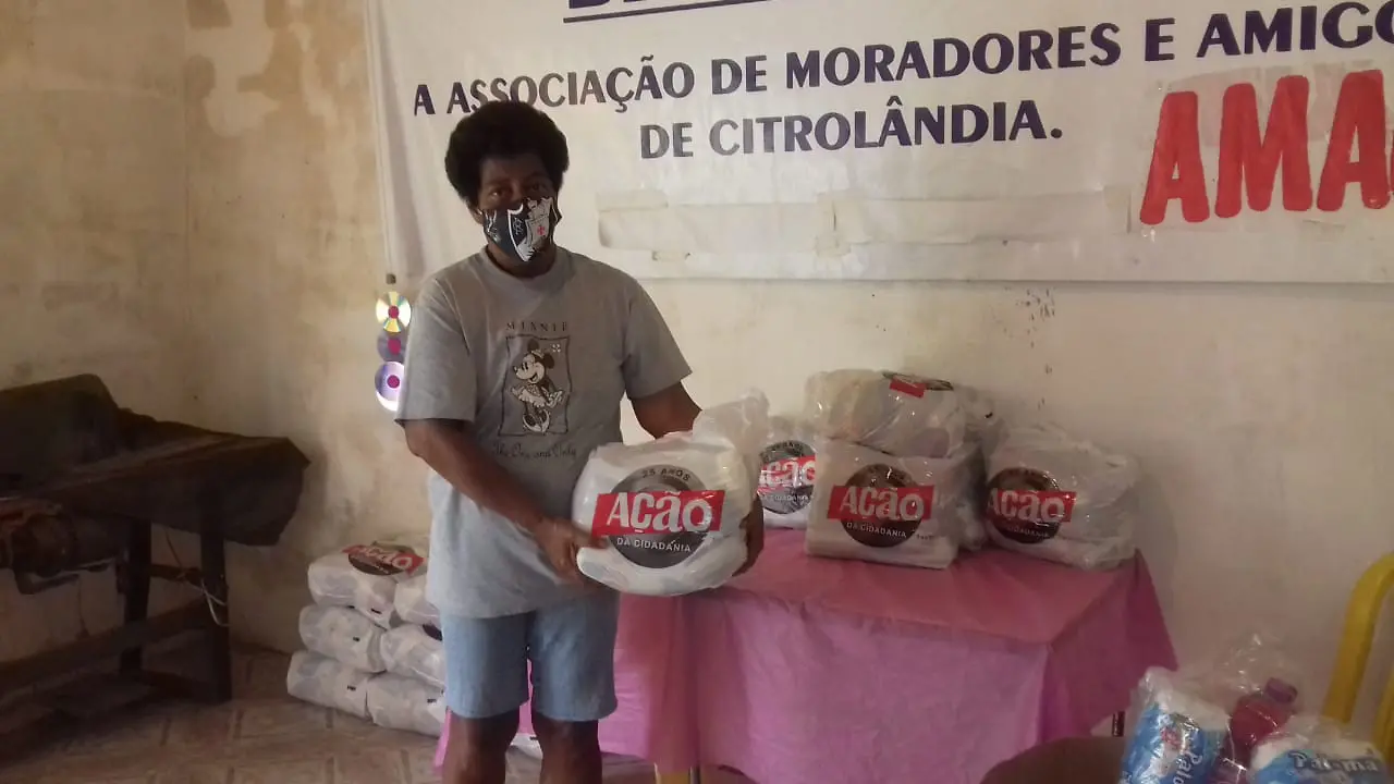 En Brasil, la iniciativa Ação Cidadania ayudó personas necesitadas con alimentos.