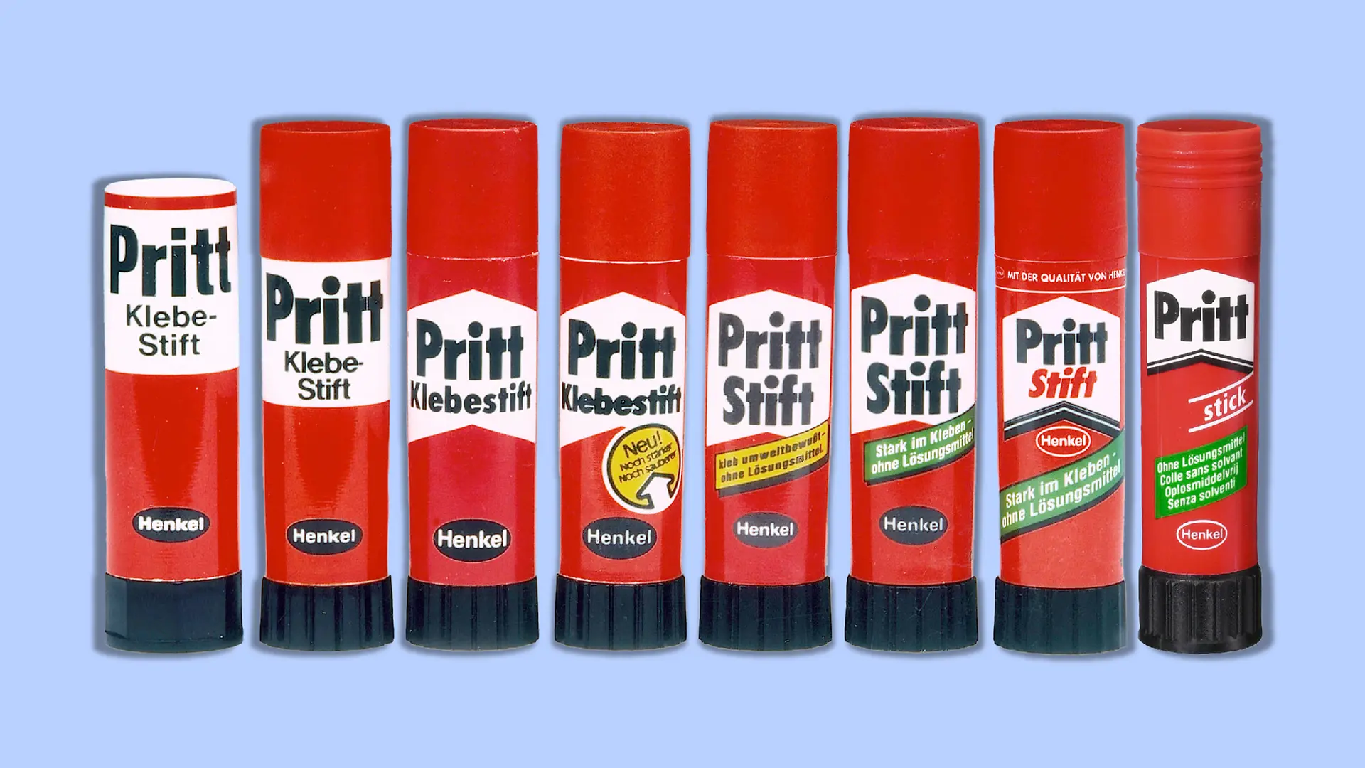 El cambio en el envase del pegamento en barra Pritt. Se pueden ver un total de ocho versiones diferentes desde 1969 hasta 2000. Todos los pegamentos en barra tienen el característico color rojo con el nombre de la marca Pritt en letras negras sobre fondo blanco. Mientras que los primeros pegamentos en barra Pritt todavía tenían una barra blanca, esta se fue transformando en una flecha cada vez más estrecha y ancha que apuntaba hacia arriba. También se observa que el nombre del producto debajo de la marca se acortó con el tiempo, pasando de "Klebestift" a "Stift" y luego a "Stick". 
